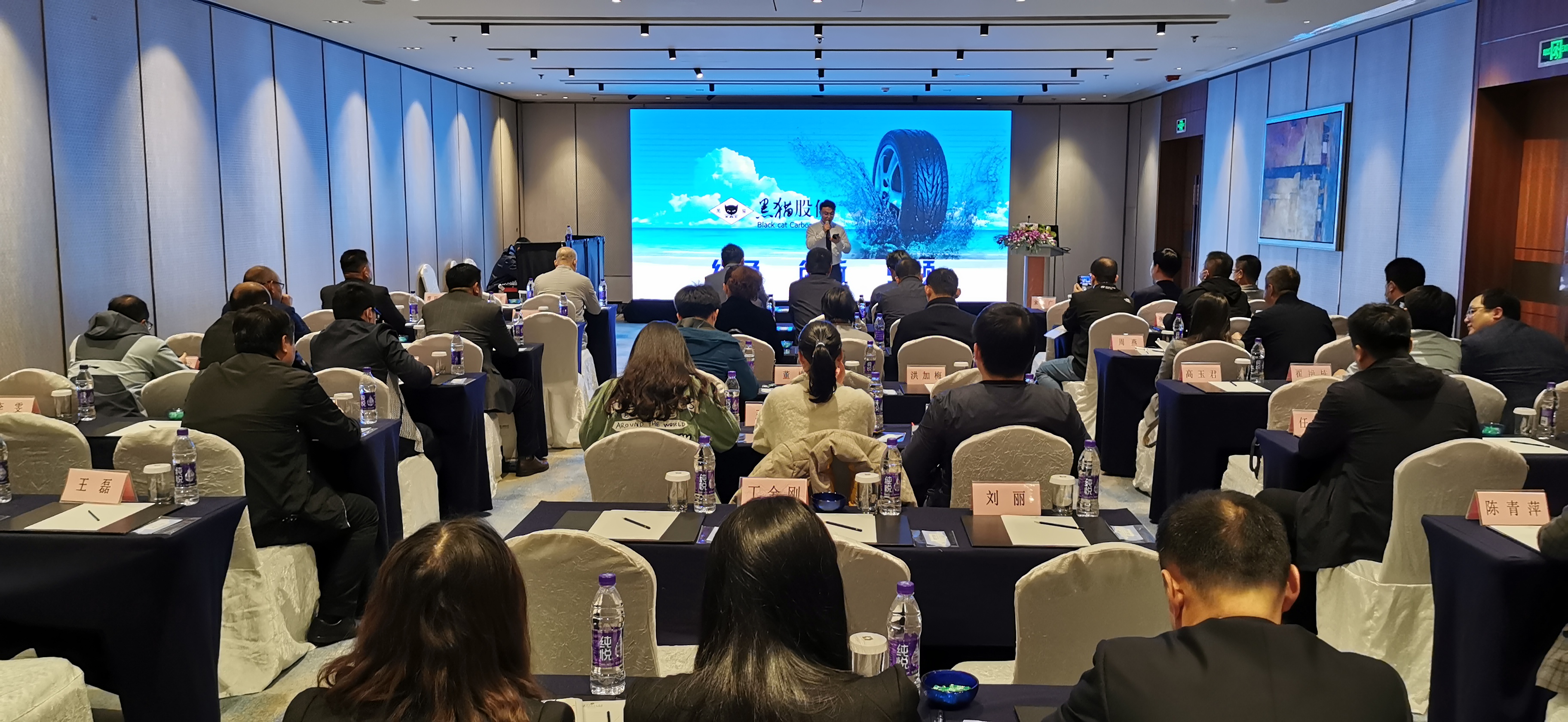 b74eddee53963fd5d0ea41359167f65.jpg b74eddee53963fd5d0ea41359167f65.jpg