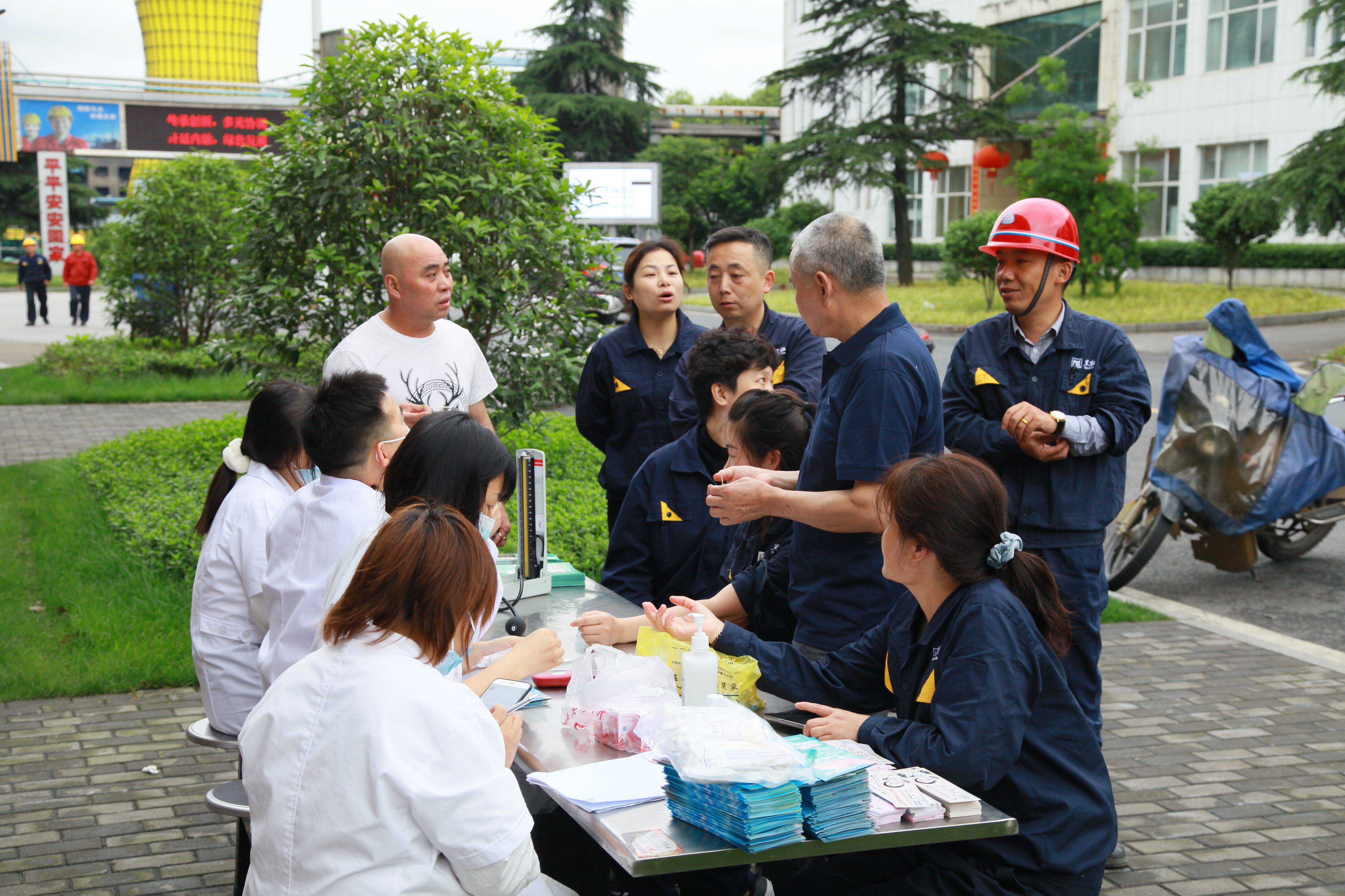 IMG_4240.JPG IMG_4240.JPG